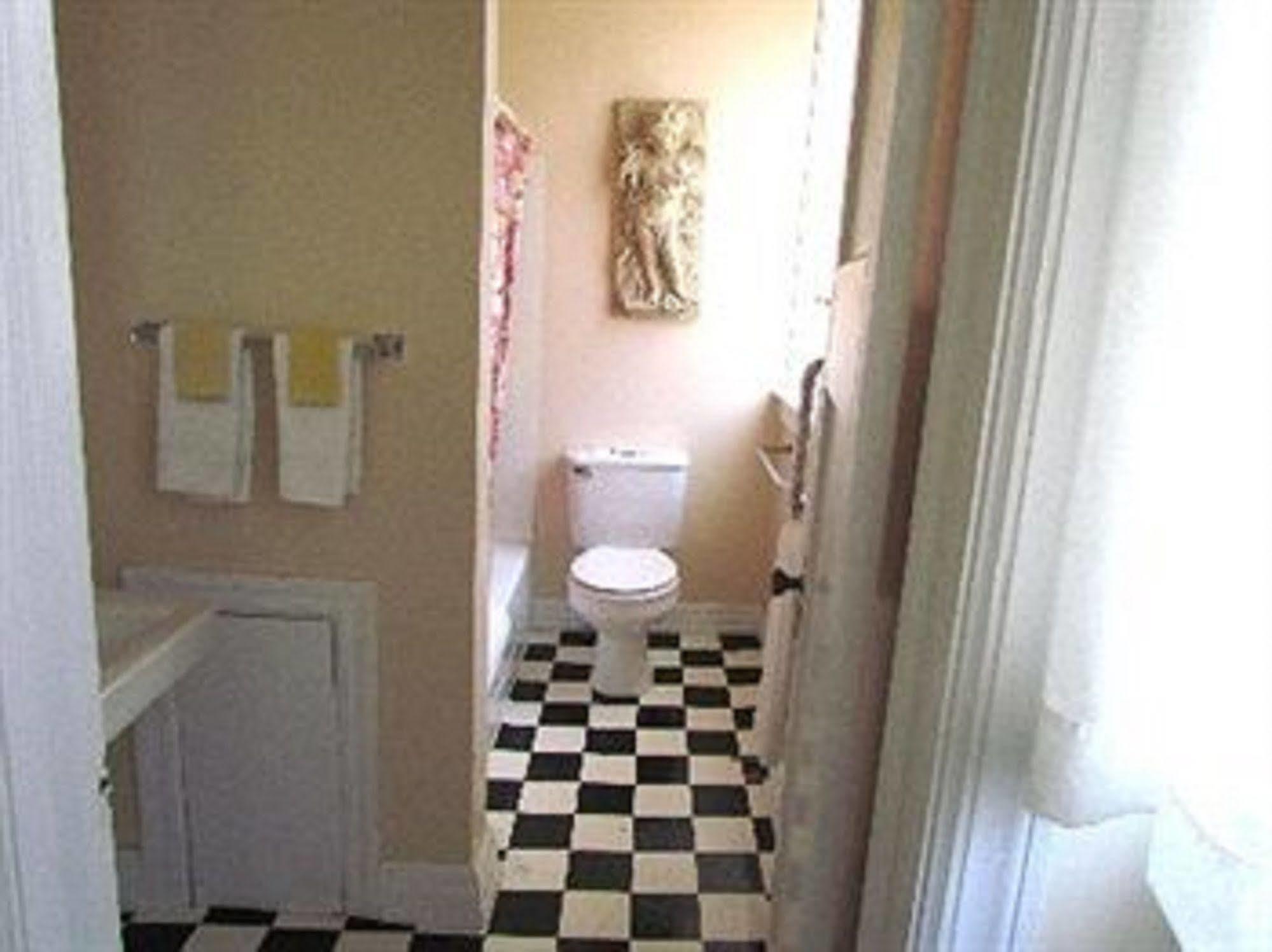 Macarthur Inn Narrows Habitación foto